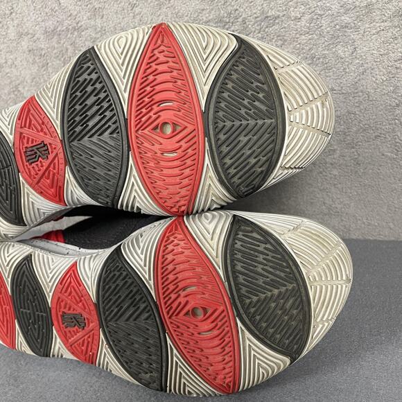 Nike Kyrie 5 Shoes Mens Size 13 Black Red Basketball Sneakers Zoom AO2918-600 - Picture 15 of 16